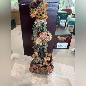 Purrscella G pussenboots with Darby and Jasper